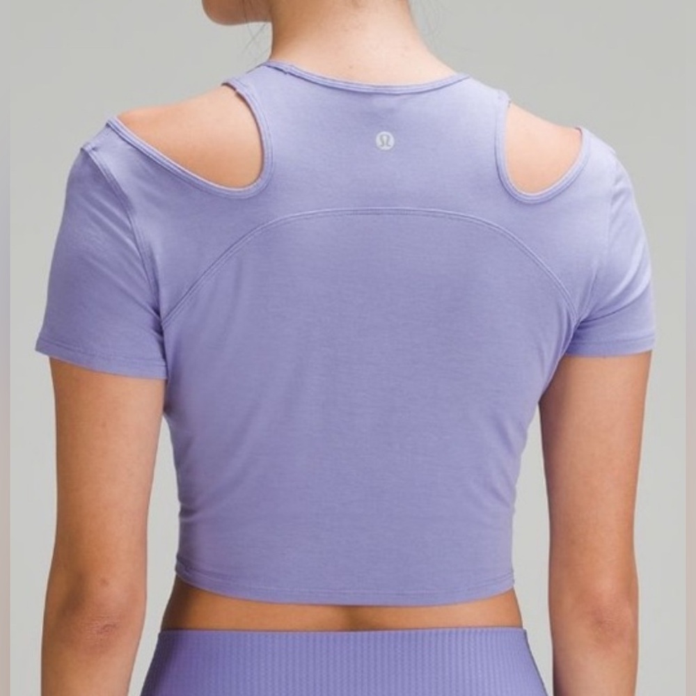 NWT Lululemon Shoulder Cut-out Yoga T-shirt